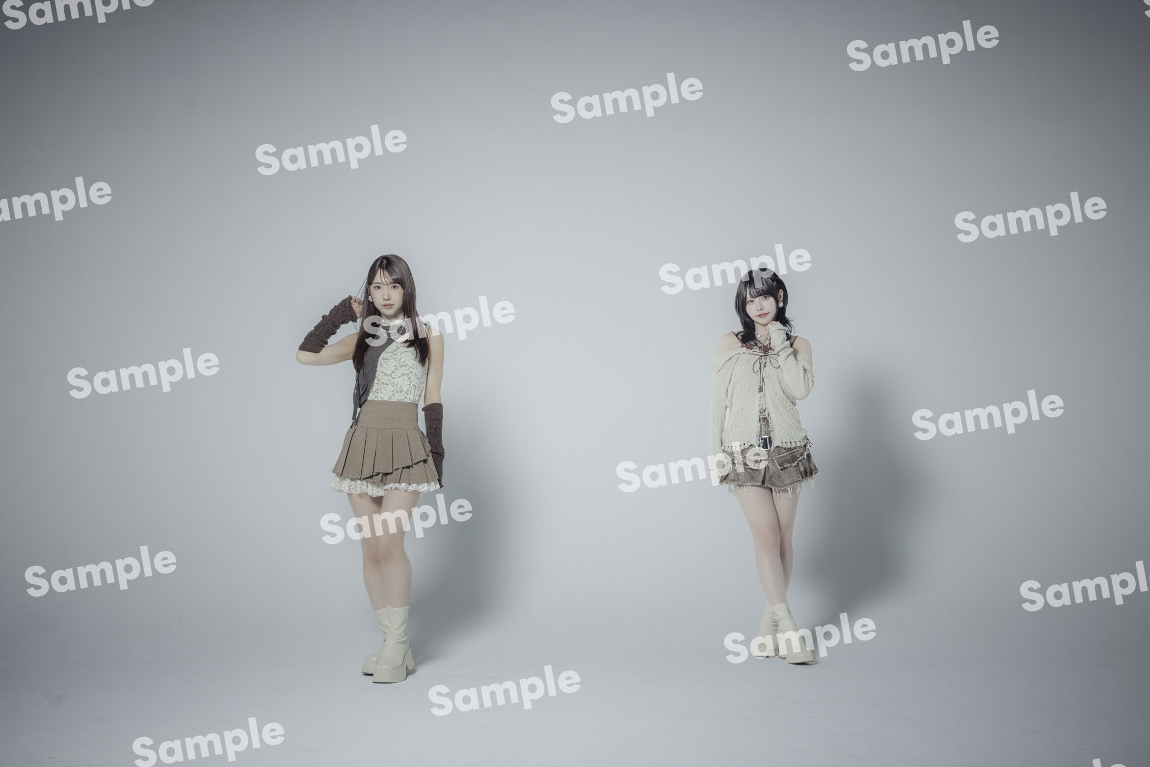 熊崎晴香&佐藤佳穂2ショットポストカードイメージ